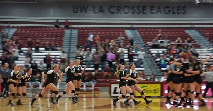 The+Eagles+celebrate+their+sweep+of+%239+ranked+UW+Whitewater