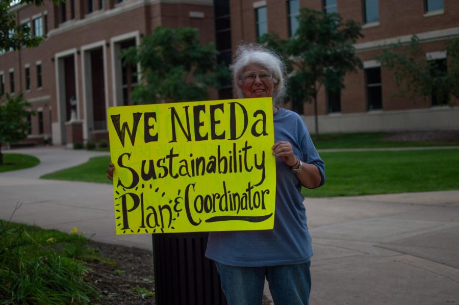 Photo of protester Cathy Van Maren at UWL climate strike. Photo taken by photojournalist Carly-Rundle Borchert.