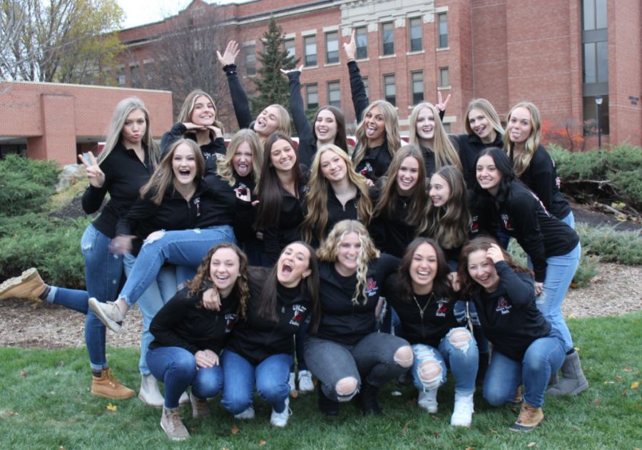 Pictured: Fall 2021 UWL Dance Team. Photo provided by Annie Thurs. 