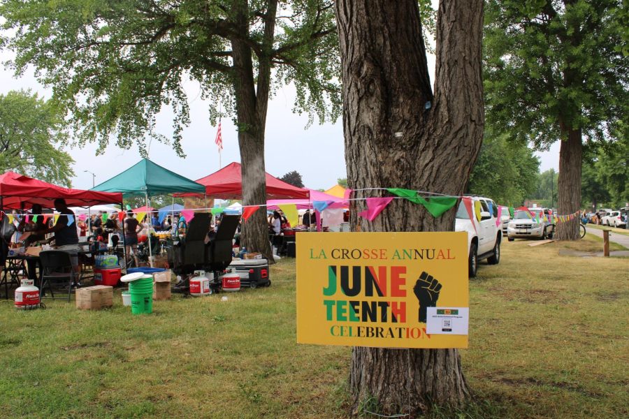 Juneteenth+celebration+welcome+sign.+Photo+taken+by+Isabel+Piarulli.