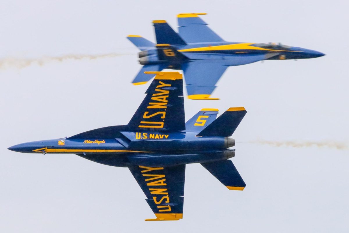 The+United+States+Navys+Blue+Angels+fly+over+the+La+Crosse+Regional+Airport+during+the+Deke+Slayton+Airfest+on+Saturday.+Photo+taken+by+John+Gaynor.+