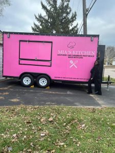 Mia's Kitchen on Wheels. Retrieved from Mia Simone Davis. 