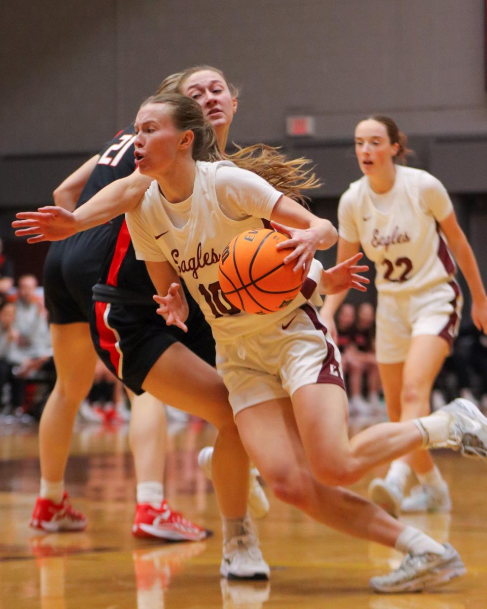 Lauryn Milne Drives to the basket during a game against UW-River Falls on Wednesday, February 19.