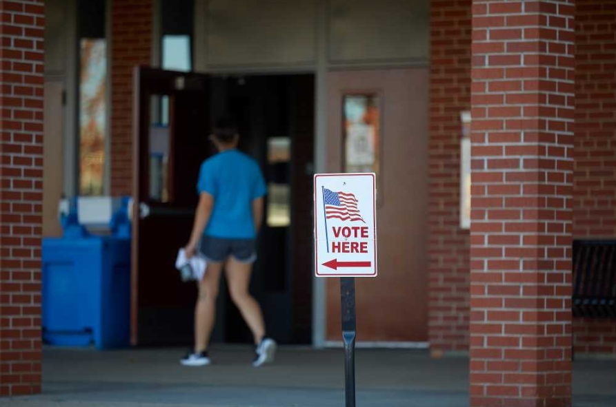 Image taken from https://www.uwlax.edu/news/posts/good-turnout/